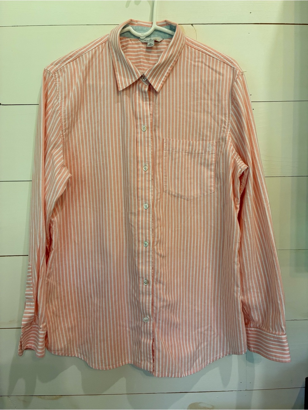L.L. Bean Signature Peach and White Striped Oxford Shirt Size XL